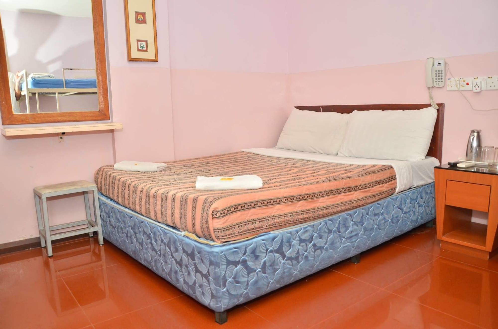 J &J Hotel Kota Kinabalu Ngoại thất bức ảnh